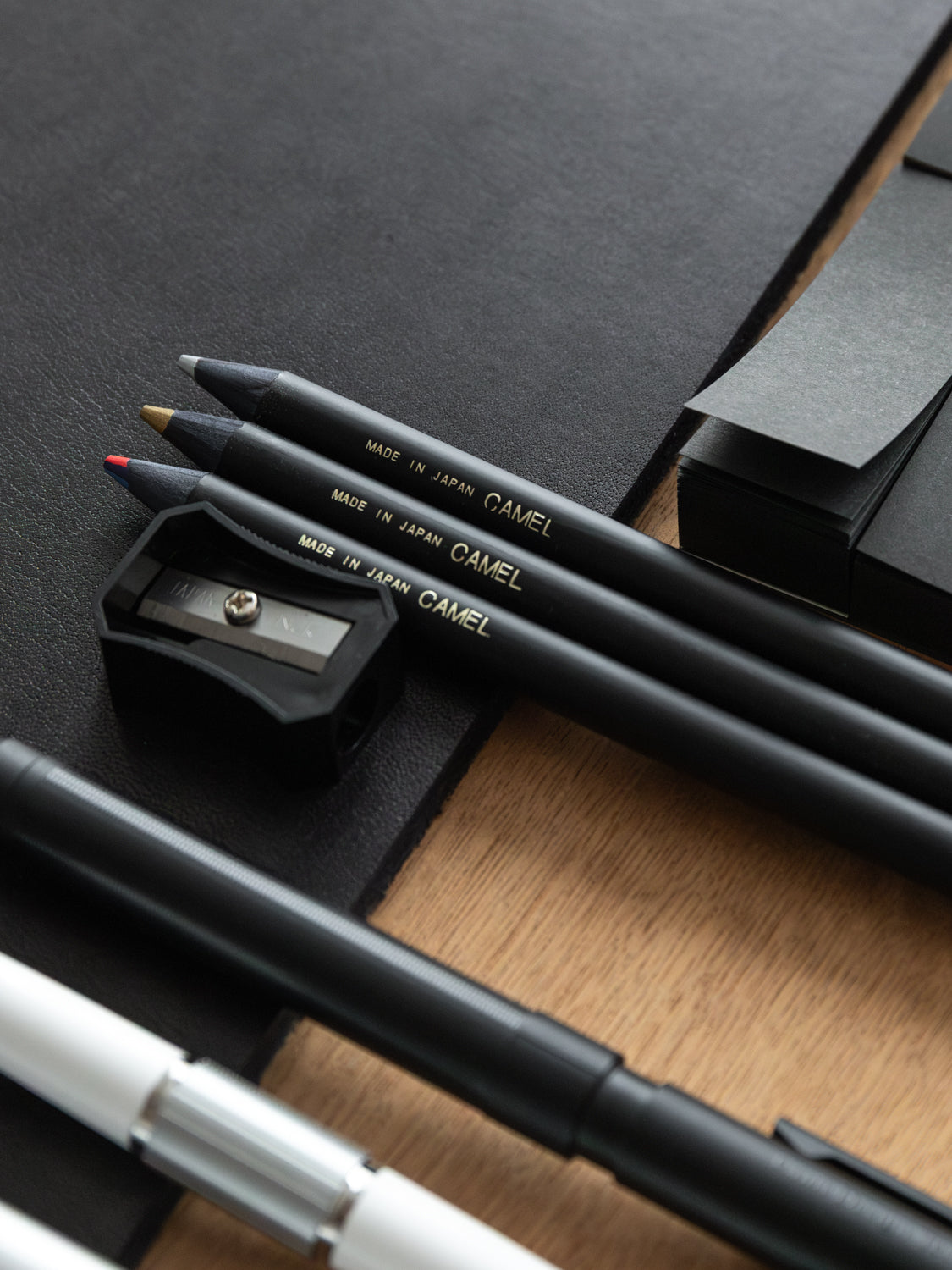 CDT Black Edition Colored Pencils Set
