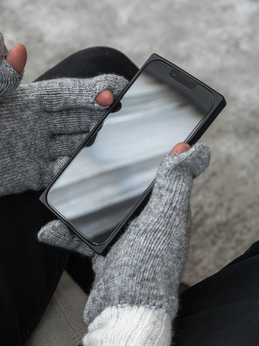 Recycled Wool Gloves - Light Grey