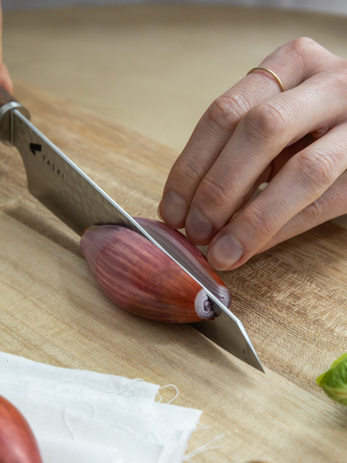 Taski Premium 6" Kiritsuke Petty Knife
