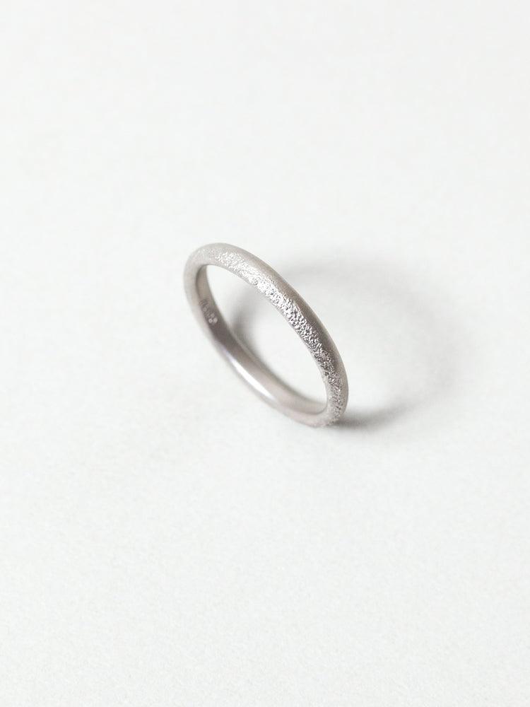 Edge Cast Platinum Wedding Band