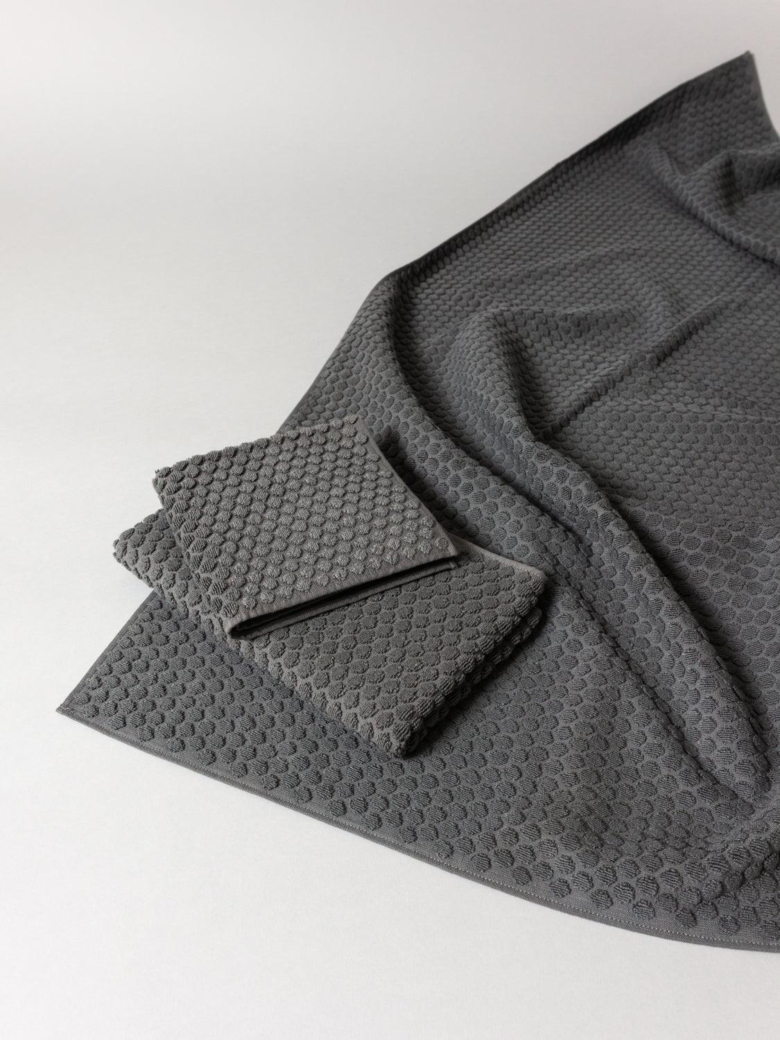 Puchi Puchi Towel